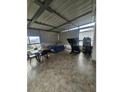Apartamento de 2 alcobas en venta en Zona Alta Del Poblado, Medellín, 168 m² · foto 10 de 11