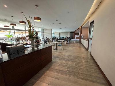 Apartamento de 2 alcobas en venta en El Poblado, Medellín, 77 m² · foto 9 de 10