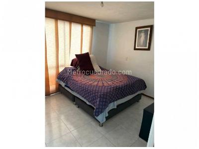 Apartamento de 4 alcobas en venta en Loma De Los Bernal, Medellín, 100 m² · foto 6 de 14
