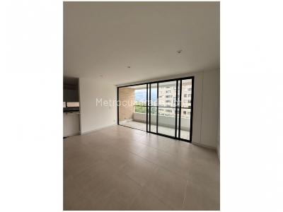 Apartamento de 3 alcobas en venta en El Poblado, Medellín, 104 m² · foto 2 de 20