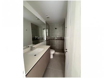 Apartamento de 3 alcobas en venta en El Poblado, Medellín, 104 m² · foto 14 de 20