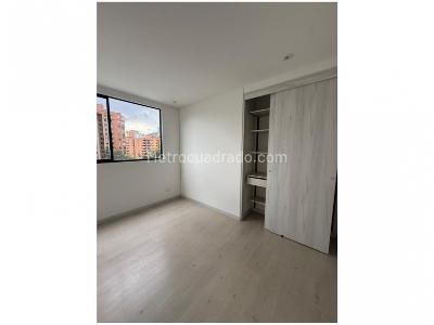 Apartamento de 3 alcobas en venta en El Poblado, Medellín, 104 m² · foto 18 de 20