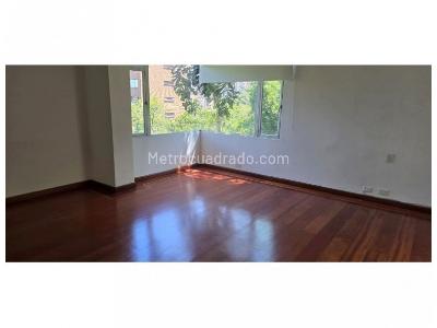 Apartamento de 3 alcobas en venta en El Poblado, Medellín, 230 m² · foto 3 de 20