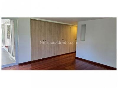 Apartamento de 3 alcobas en venta en El Poblado, Medellín, 230 m² · foto 20 de 20