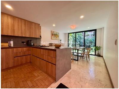 Casa de 3 alcobas en venta en El Poblado, Medellín, 290 m² · foto 9 de 20