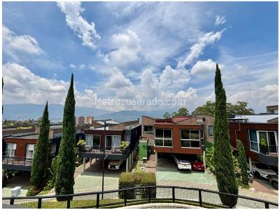 Casa de 4 alcobas en venta en Montessori, Envigado, 345 m² · foto 19 de 20