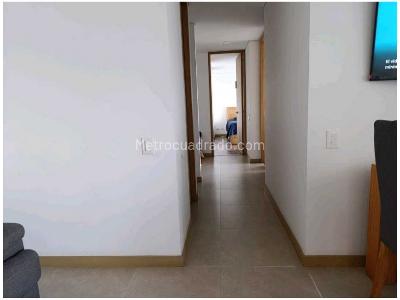 Apartamento de 3 alcobas en venta en El Poblado, Medellín, 88 m² · foto 5 de 13