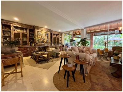 Casa de 3 alcobas en venta en Loma Benedictinos, Envigado, 350 m² · foto 16 de 20