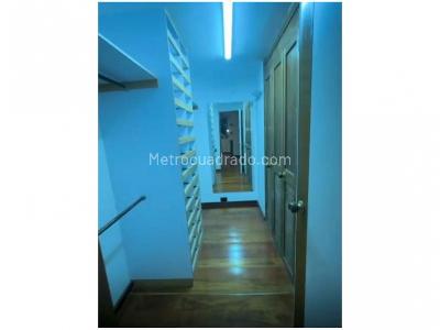 Apartamento de 2 alcobas en venta en El Poblado, Medellín, 175 m² · foto 11 de 13