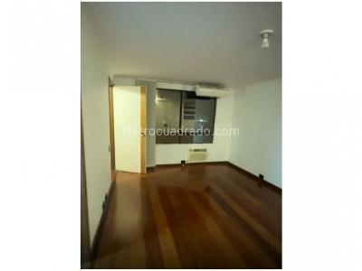 Apartamento de 2 alcobas en venta en El Poblado, Medellín, 175 m² · foto 12 de 13
