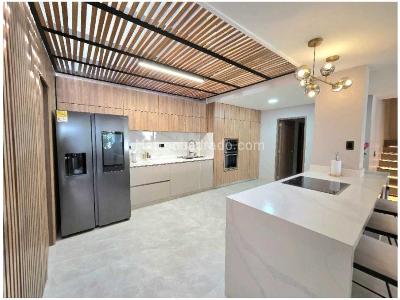 Casa de 4 alcobas en venta en San Jose, Sabaneta, 372 m² · foto 5 de 20