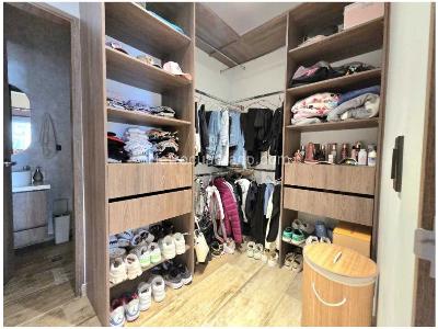 Casa de 4 alcobas en venta en San Jose, Sabaneta, 372 m² · foto 11 de 20