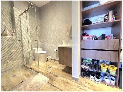Casa de 4 alcobas en venta en San Jose, Sabaneta, 372 m² · foto 14 de 20
