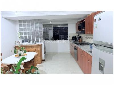 Apartamento de 3 alcobas en venta en Laureles, Medellín, 100 m² · foto 8 de 17