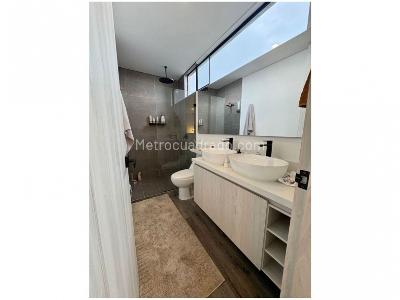 Apartamento en venta en El Poblado, Medellín · foto 5 de 9