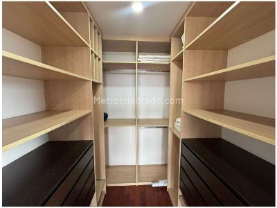 Apartamento de 2 alcobas en venta en El Poblado, Medellín, 80 m² · foto 9 de 16