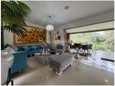 Casa de 3 alcobas en venta en Intermedia, Envigado, 516 m² · foto 7 de 20