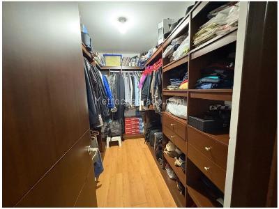 Casa de 3 alcobas en venta en Intermedia, Envigado, 516 m² · foto 19 de 20