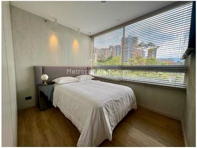 Apartamento de 2 alcobas en venta en El Poblado, Medellín, 83 m² · foto 8 de 12