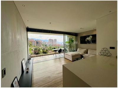 Apartamento de 2 alcobas en venta en El Poblado, Medellín, 83 m² · foto 10 de 12