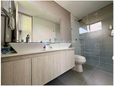 Apartamento de 3 alcobas en venta en El Escobero, Envigado, 151 m² · foto 8 de 13