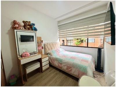Casa de 4 alcobas en venta en El Poblado, Medellín, 240 m² · foto 12 de 19