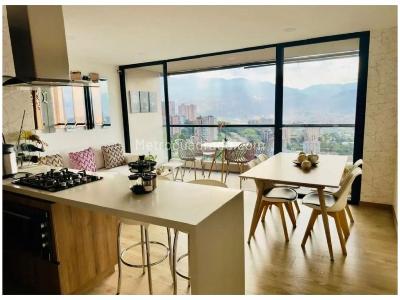 Apartamento de 3 alcobas en venta en Envigado, Envigado, 84 m² · foto 1 de 15