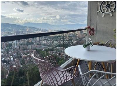 Apartamento de 3 alcobas en venta en Envigado, Envigado, 84 m² · foto 2 de 15