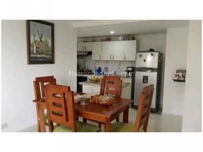 Apartamento de 3 alcobas en venta en El Pobbaldo, Envigado, 107 m² · foto 4 de 13