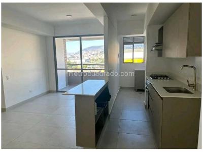 Apartamento en venta en Villa Grande, Envigado · foto 2 de 9