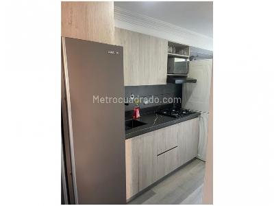 Apartamento de 3 alcobas en venta en El Poblado, Medellín, 75 m² · foto 5 de 13