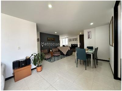 Apartamento de 3 alcobas en venta en San Jose, Sabaneta, 103 m² · foto 4 de 20