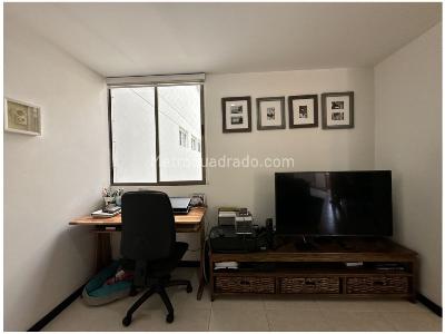 Apartamento de 3 alcobas en venta en San Jose, Sabaneta, 103 m² · foto 11 de 20