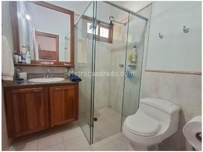 Casa de 4 alcobas en venta en La Tablaza, Medellín, 248 m² · foto 14 de 20