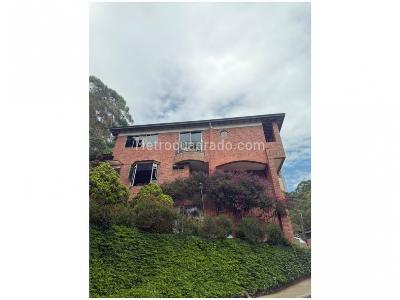 Casa de 4 alcobas en venta en El Poblado, Medellín, 350 m² · foto 2 de 20
