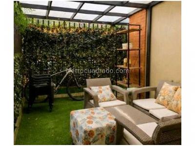 Apartamento de 3 alcobas en venta en Loma De Los Bernal, Medellín, 101 m² · foto 4 de 10