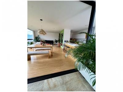Apartamento de 3 alcobas en venta en El Poblado, Medellín, 216 m² · foto 3 de 20
