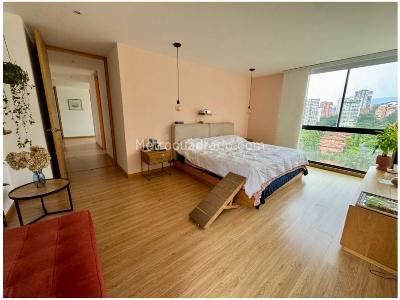 Apartamento de 3 alcobas en venta en El Poblado, Medellín, 216 m² · foto 13 de 20