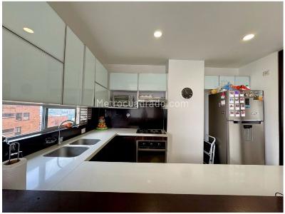 Apartamento de 3 alcobas en venta en El Poblado, Medellín, 137 m² · foto 11 de 20