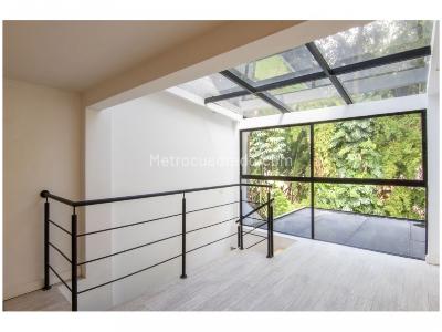 Casa de 3 alcobas en venta en La Sebastiana, Envigado, 241 m² · foto 13 de 20