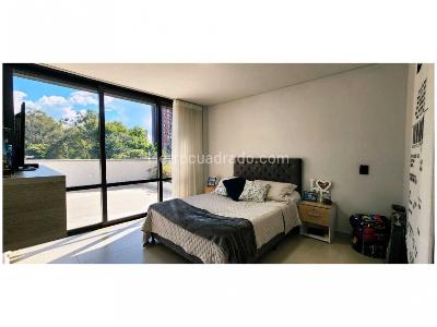 Apartamento de 3 alcobas en venta en El Poblado, Medellín, 250 m² · foto 14 de 16