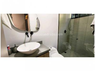 Apartamento de 3 alcobas en venta en El Poblado, Medellín, 250 m² · foto 16 de 16