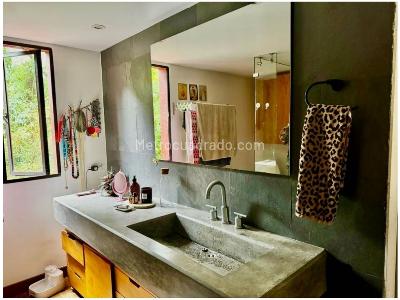 Casa de 4 alcobas en venta en El Poblado, Medellín, 272 m² · foto 18 de 20