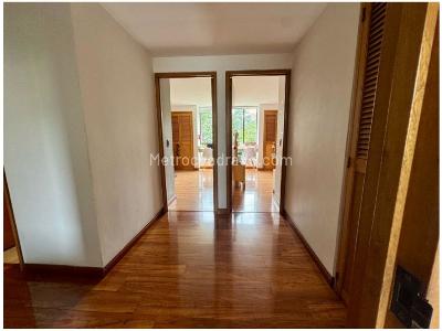 Apartamento de 3 alcobas en venta en El Poblado, Medellín, 129 m² · foto 10 de 20
