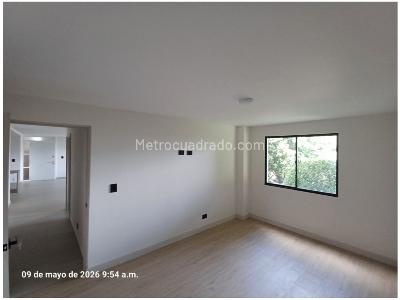 Apartamento de 4 alcobas en venta en El Poblado, Medellín, 154 m² · foto 13 de 14