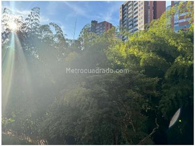 Apartamento de 3 alcobas en venta en Envigado, Envigado, 89 m² · foto 9 de 13
