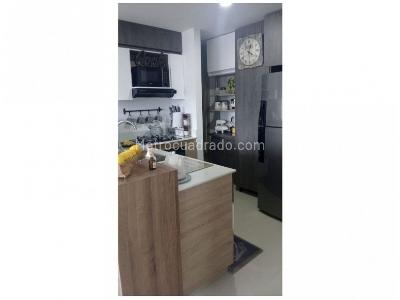 Apartamento de 2 alcobas en venta en El Dorado, Envigado, 65 m² · foto 6 de 20