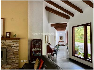 Casa de 4 alcobas en venta en Retiro, Medellín, 283 m² · foto 5 de 20