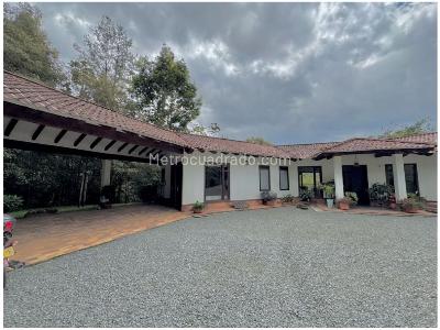 Casa de 4 alcobas en venta en Retiro, Medellín, 283 m² · foto 9 de 20