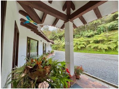 Casa de 4 alcobas en venta en Retiro, Medellín, 283 m² · foto 16 de 20